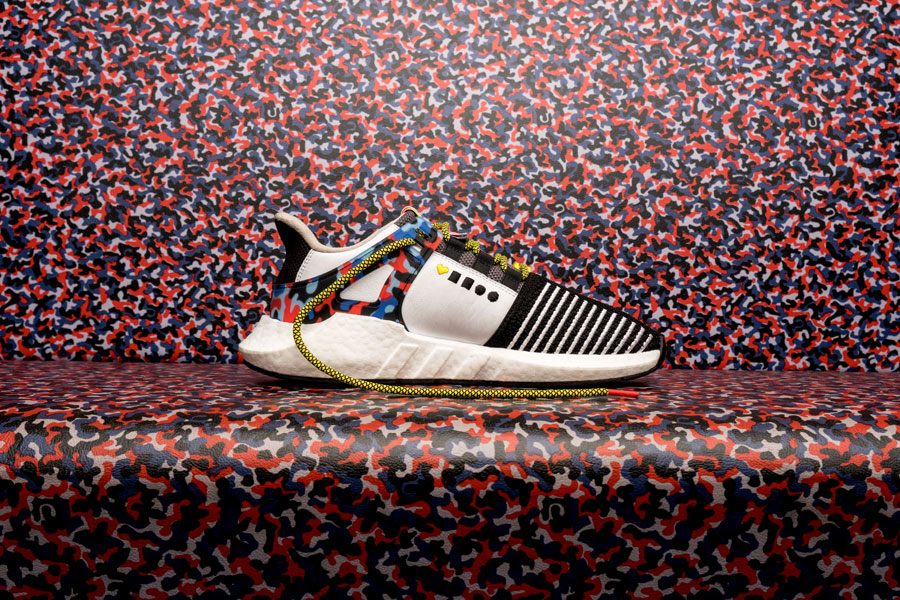 Оплачиваем проезд: Adidas выпустили кроссовки с проездным на метро (фото 7)