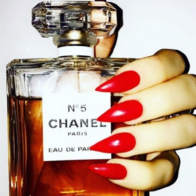 instagramoftheweek-naominailsnyc