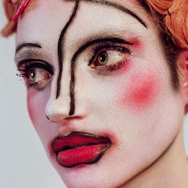 instagram-nedeli-vizazhist-isamaya-ffrench