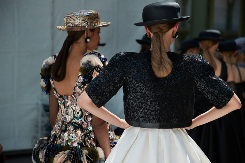 Знать в лицо: Бьюти-образ на показе Chanel (фото 10)