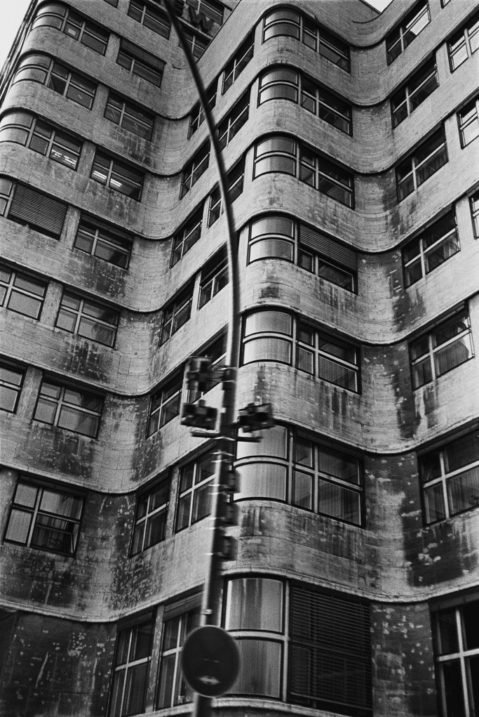 57 фотографий Берлина в исполнении Питера Линдберга (фото 4)