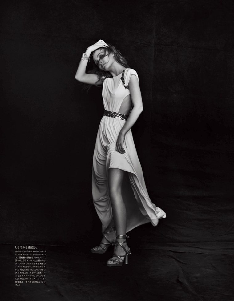 Лили-Роуз Депп на обложке Vogue Japan (фото 6)