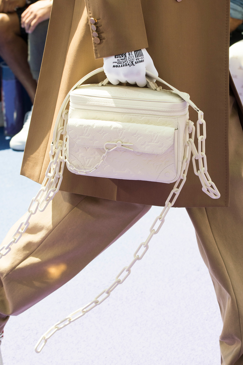 Это надо видеть: Коллекция Абло для Louis Vuitton в деталях (фото 14)