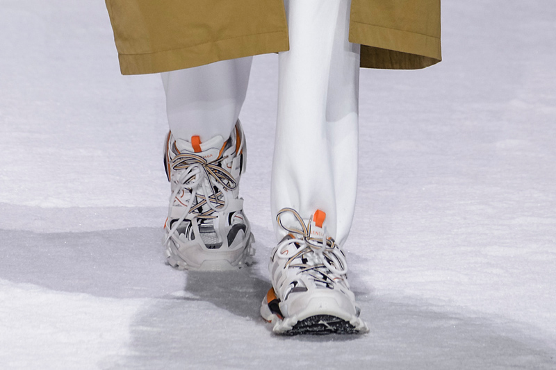 Объект желания: Balenciaga выпустили новые "уродливые" кроссовки Track (фото 3)