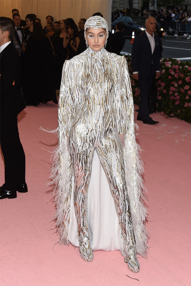 Met Gala — 2019: Все звезды на розовой дорожке (фото 48)