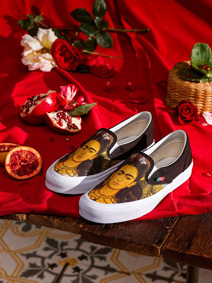 Объект желания: Слипоны Vans с портретом Фриды Кало (фото 2)