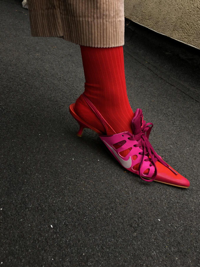 Лондонский дизайнер создает туфли из старых кроссовок Nike (фото 7)