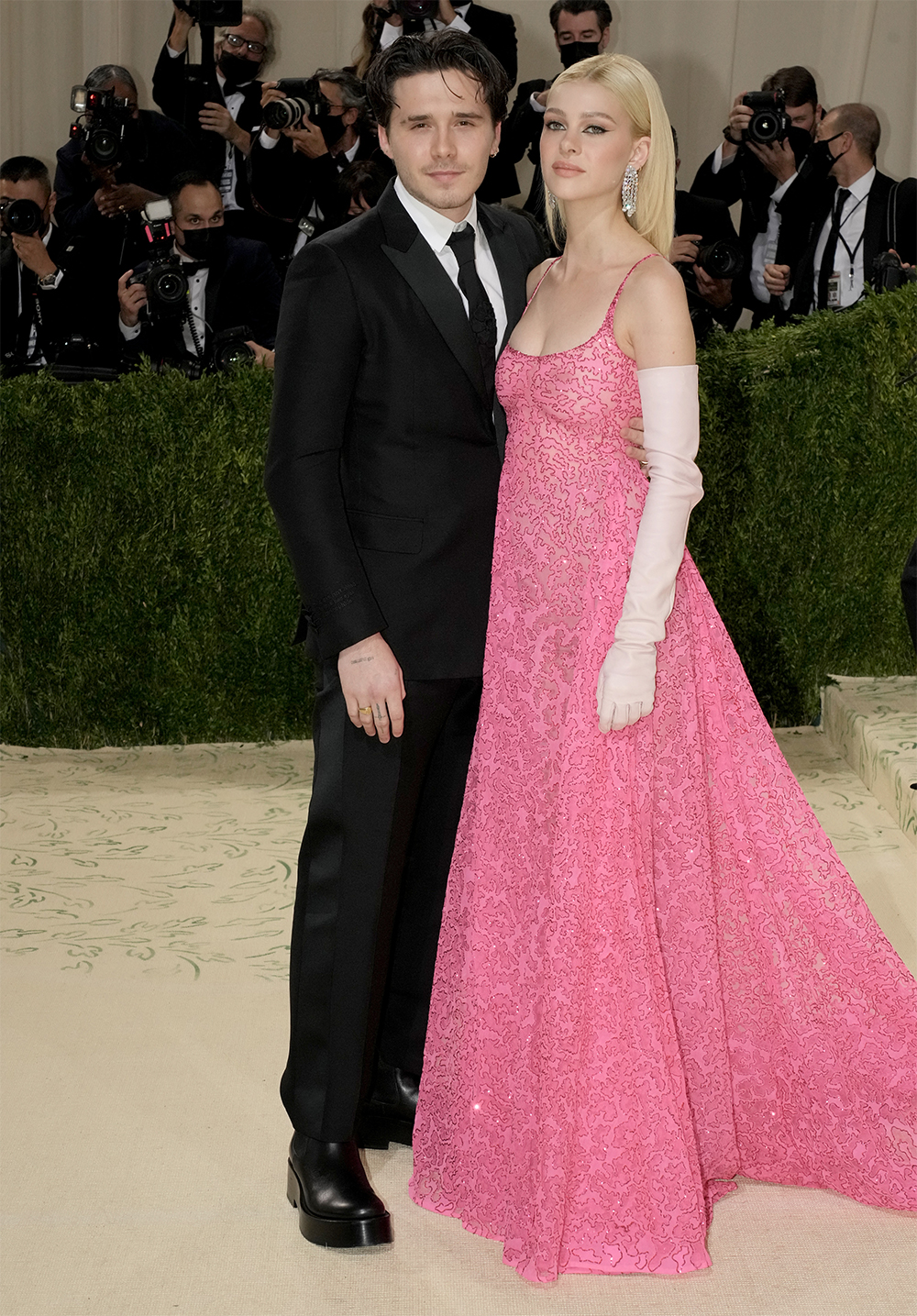 Красная дорожка Met Gala — 2021 предлагает свергнуть патриархат. Мы — за! (фото 22)