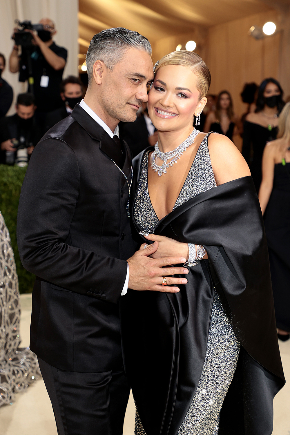 Красная дорожка Met Gala — 2021 предлагает свергнуть патриархат. Мы — за! (фото 23)