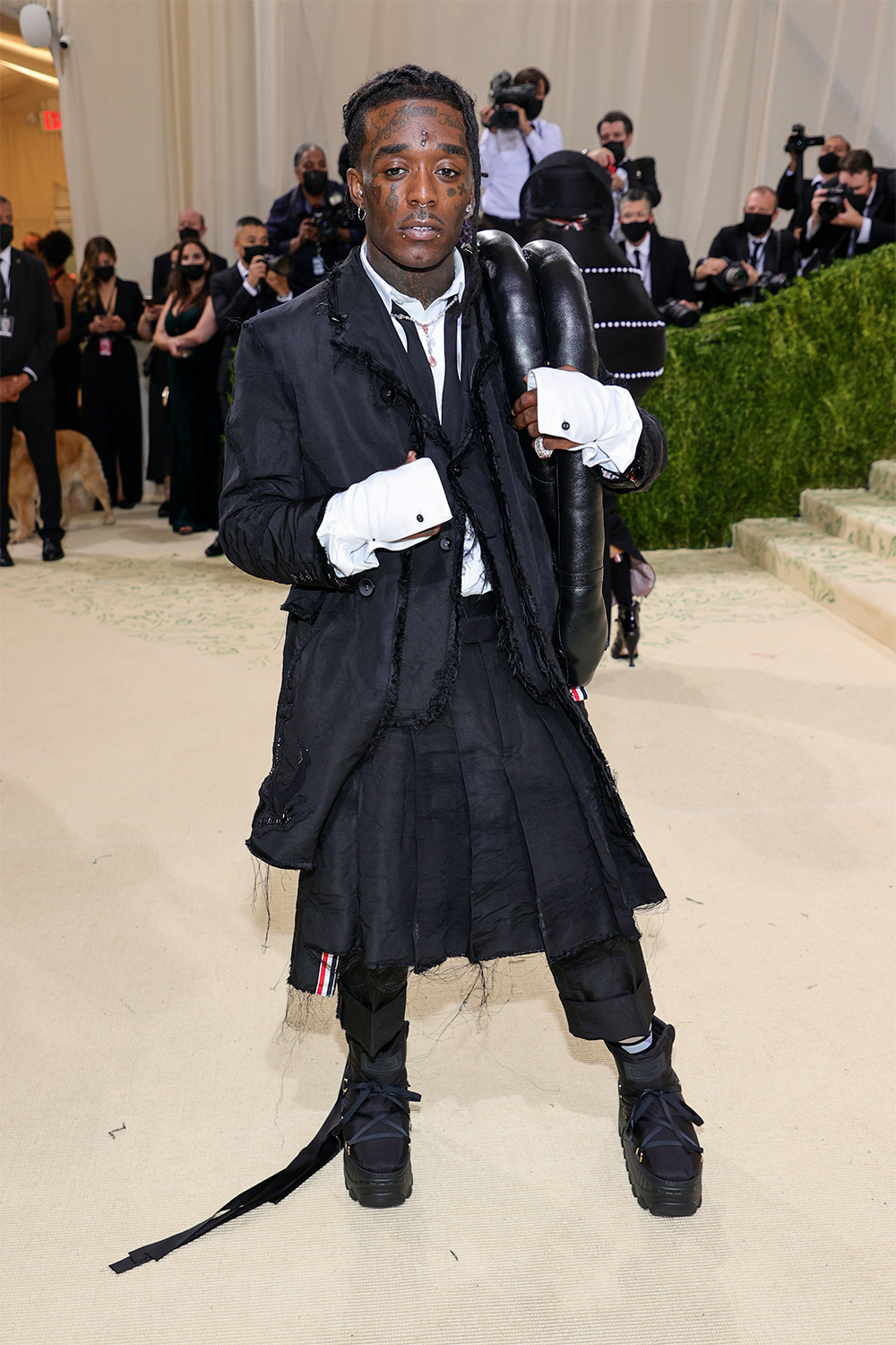 Красная дорожка Met Gala — 2021 предлагает свергнуть патриархат. Мы — за! (фото 26)