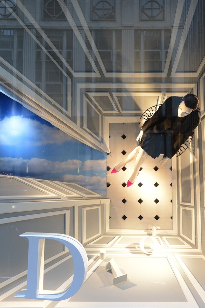 Витрины Dior в Bergdorf Goodman (фото 1)