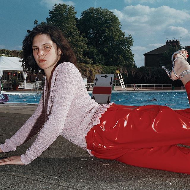 Heat. This is what cities mean to me. The heat of air, traffic and people. The heat of food and sex. The heat of tall buildings. The heat that floats out of the subways and tunnels  this extract from "White Noise" by Don DeLillo well describes the new #KENZOSS17 editorial story shot by @eloise_parry in London. Get to know more on KENZO.com (link in bio).
