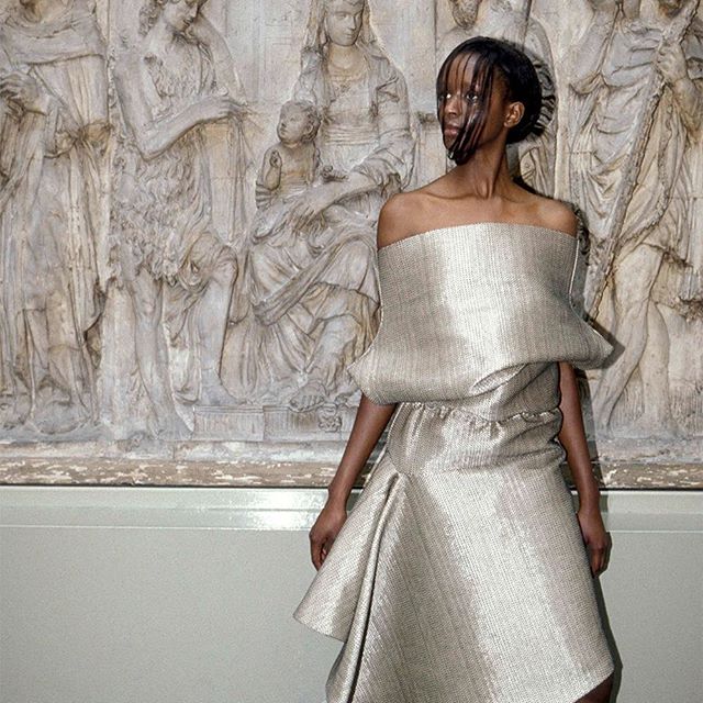 See what our fashion collection looks like when it s not behind glass. @missoni  to @alexandermcqueen , @lacroixofficiel  to @garethpugh #WeWearCulture 
We joined over 180 renowned cultural institutions to create the largest ever virtual exhibition of style. The #WeWearCulture project by @googleartsculture  uses state-of-the-art technology to allow viewers to explore 3,000 years of world fashion and discover the stories behind the clothes we wear today. The collaboration is one of a number of ways the V&A is harnessing new technologies to bring its unparalleled fashion collection to life online. 
Link in bio

#fashion #fashioninmotion #missoni #runway #mcqueen #lacroix #garethpugh