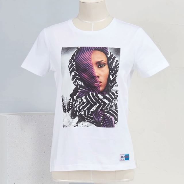 Discover the limited edition pieces @kenzo x @24sevres created to celebrate the launch of the new @lebonmarcherivegauche's e-shop that opened today. Decorated by images from KENZO's 1983 campaign photographed by @hansfeurer and starring @the_real_iman, the pieces are available on 24sevres.com.