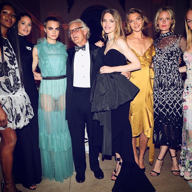 There is no elephants in this room but a lot of people who care about them       Thank you, darling @doutzen for shading the light on the elephant crisis and @lucy_yeomans for giving your @portermagazine platform for this valuable cause. We are your biggest #eleFANS      #knotonmyplanet   @afinsky  @LeJenke