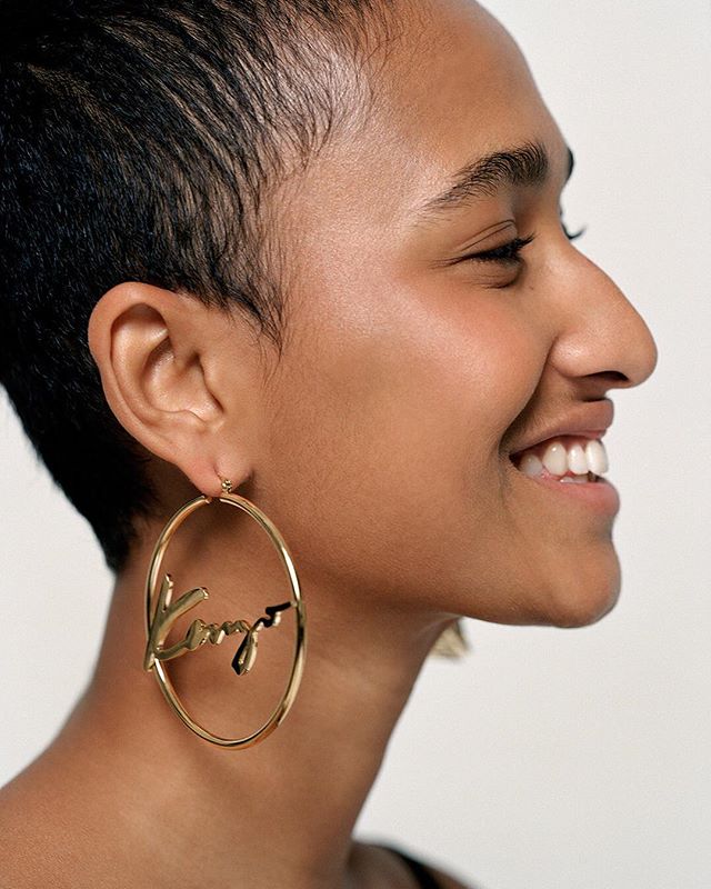 Looking for the perfect gift? Our new Parisian store in le Marais offers a unique selection of jewellry pieces. 
KENZO Marais: 120 Rue Vieille-Du-Temple 75003 Paris.