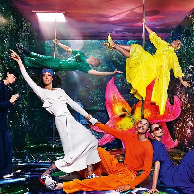 Discover the #KENZOSS19 campaign shot by the inimitable photographer @david_lachapelle in his Los Angeles studio. He created a joyous and modern utopia: #KENZOTOPIA, where the desire to celebrate all types, shapes and forms came alive.