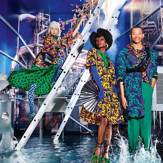 The bird of fire rises: unleash the wild in the city with KENZO s Phoenix prints, a key urban look for SS19.

Shot by @david_lachapelle 
#KENZOTOPIA
#KENZOSS19